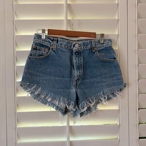 Levi’s Cut Off Short